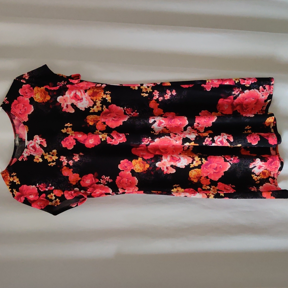 ❤️‍🔥Short Sleeved Floral Dress